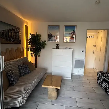 Plages A 190 M, Parking Prive, Belle Vue, Wifi. Appartement Agde