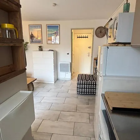 Appartement Plages A 190 M, Parking Prive, Belle Vue, Wifi. *