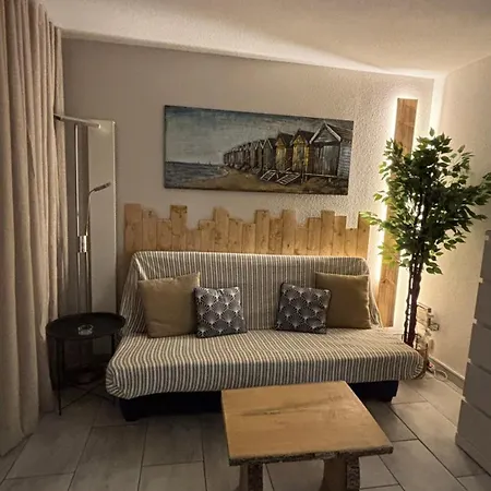 Appartement Plages A 190 M, Parking Prive, Belle Vue, Wifi. Agde